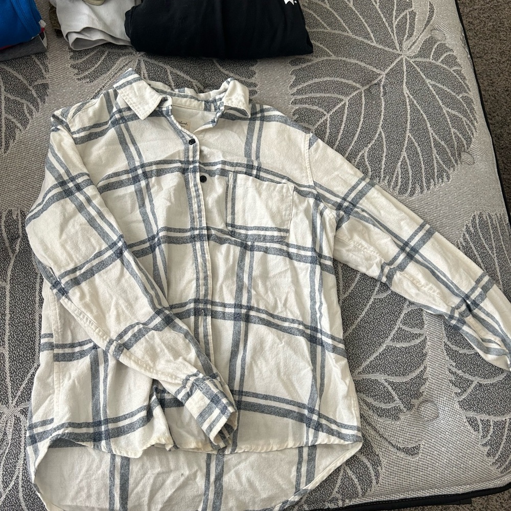 Universal Thread Cream and Gray Plaid Jacket